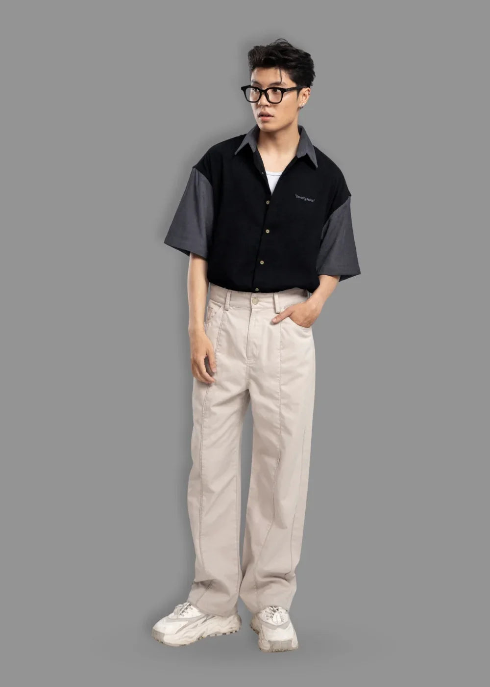 Áo Sơ Mi Tay Ngắn Vải Nhung Corduroy Retro Ít Nhăn Seventy Seven 22 Đen - YaMe.vn