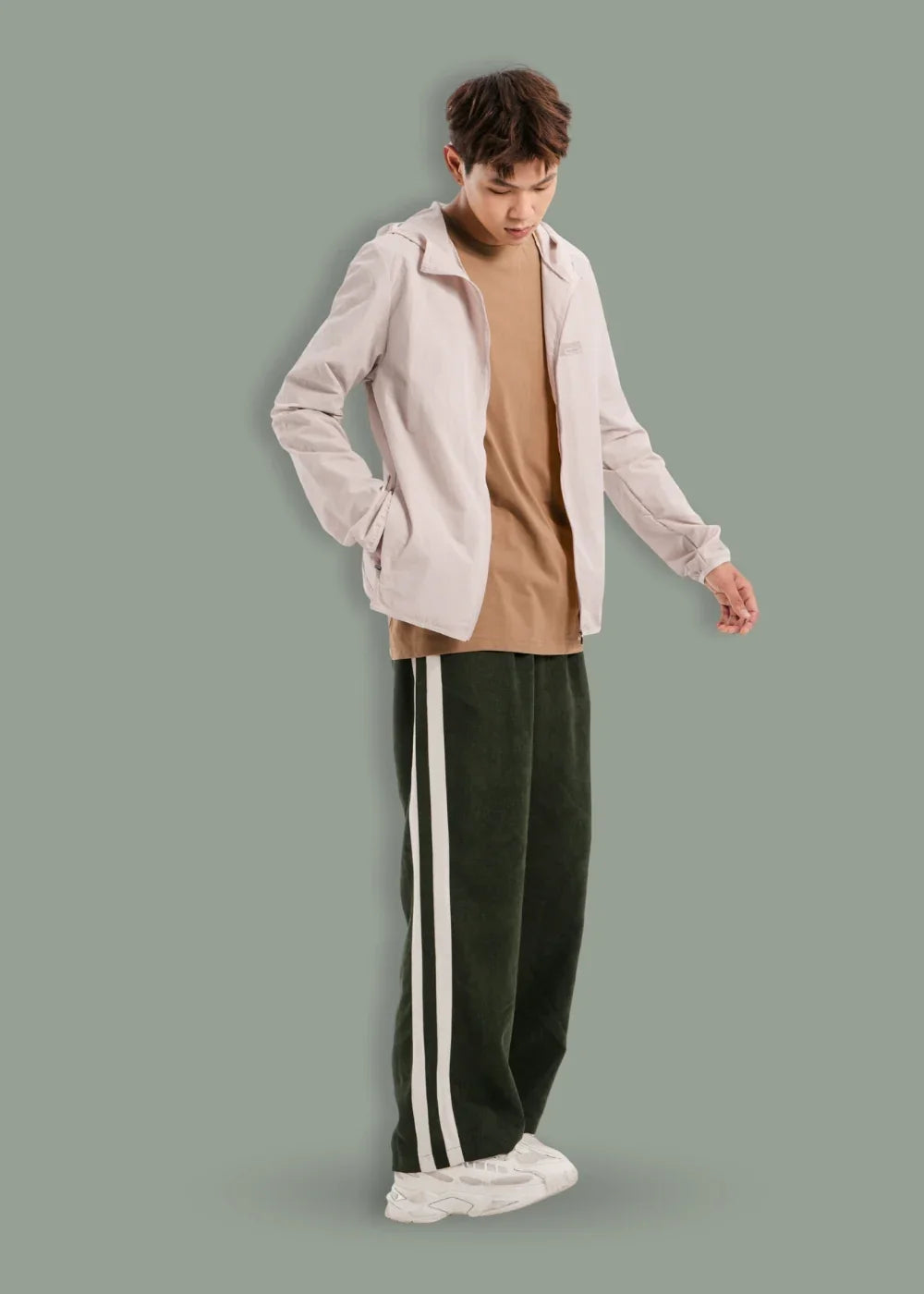 Quần Jogger Corduroy Ít Nhăn Seventy Seven 33 Xanh Lá Đậm - YaMe.vn