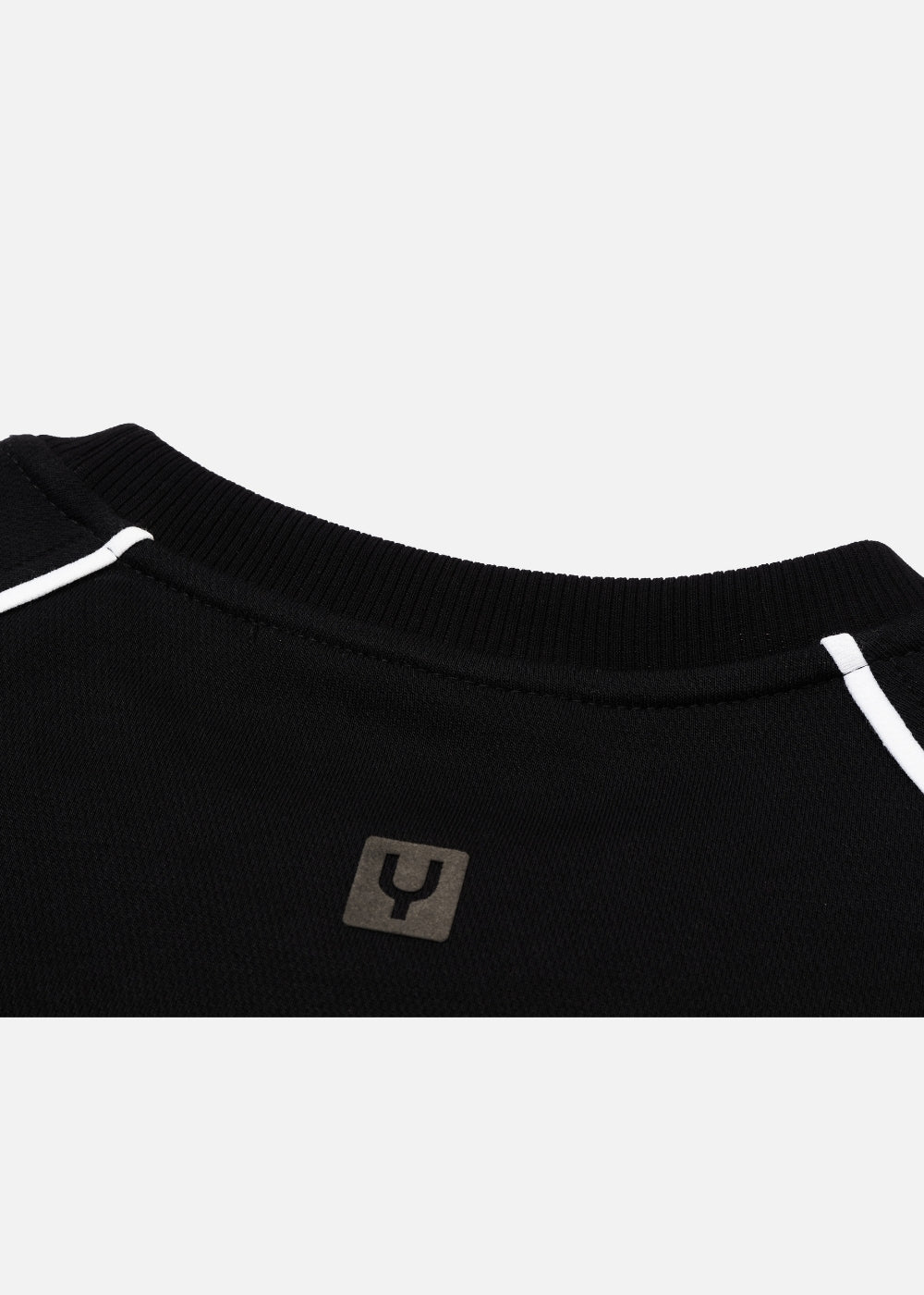 Áo Thun Sweater Raglan No Style M16 Đen