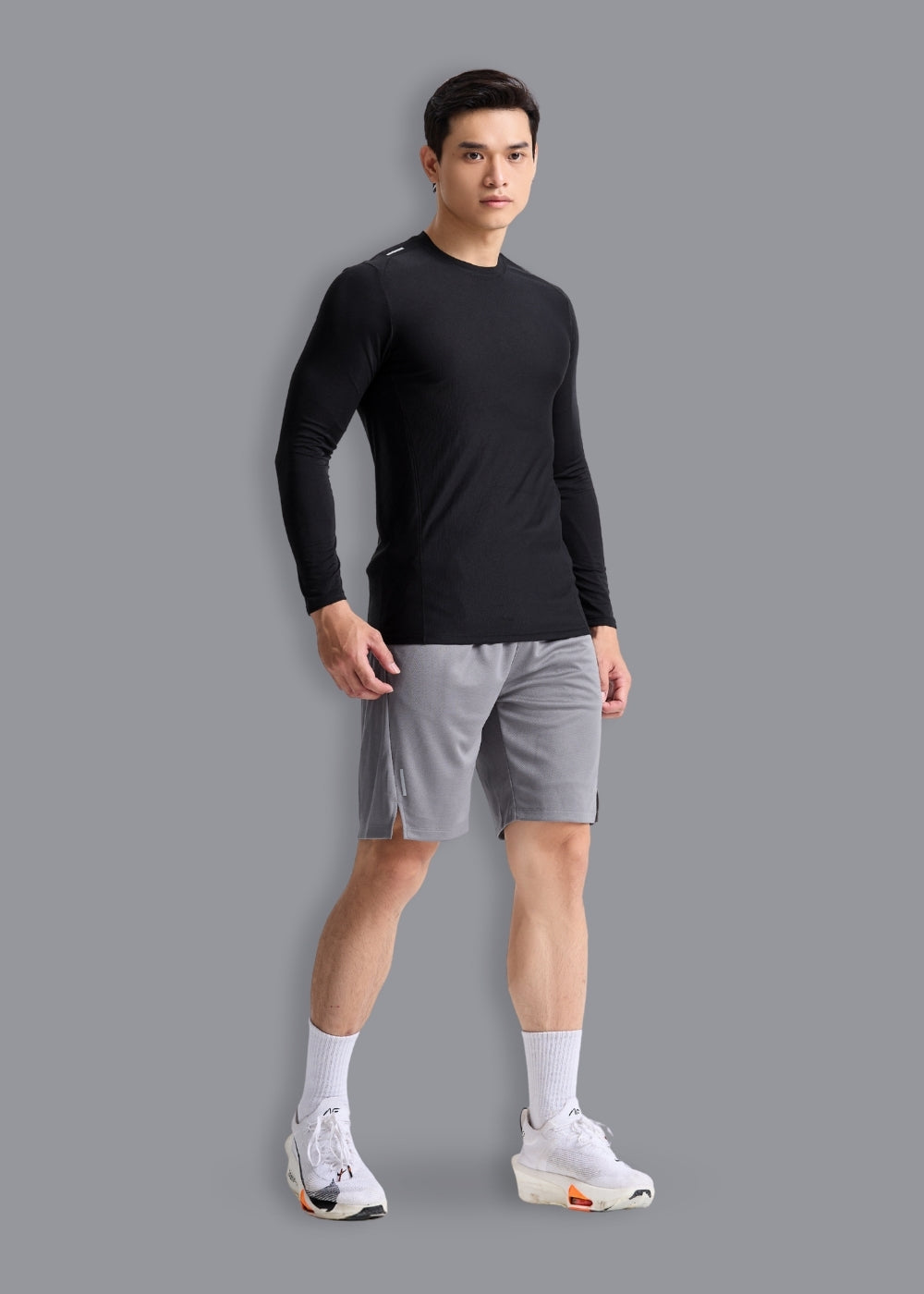 Áo Thun Tay Dài Thể Thao Ultra Thin The Beginner 003 Đen
