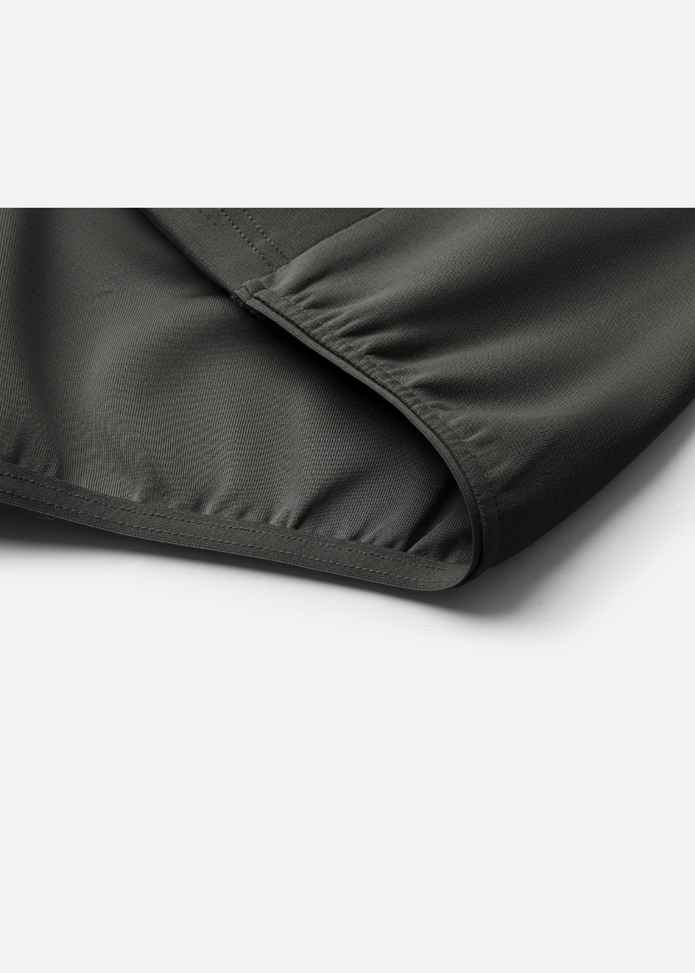 Áo Khoác Hoodie Mịn Mát Ít Nhăn The Minimalist 024 Xanh Rêu