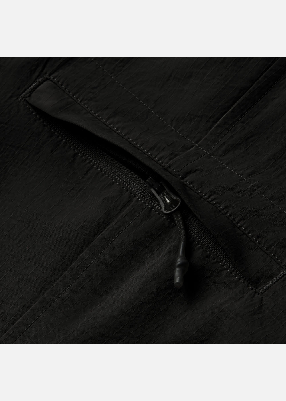 Quần Short Dù Siêu Nhẹ Trượt Nước The Weekend 045 Đen