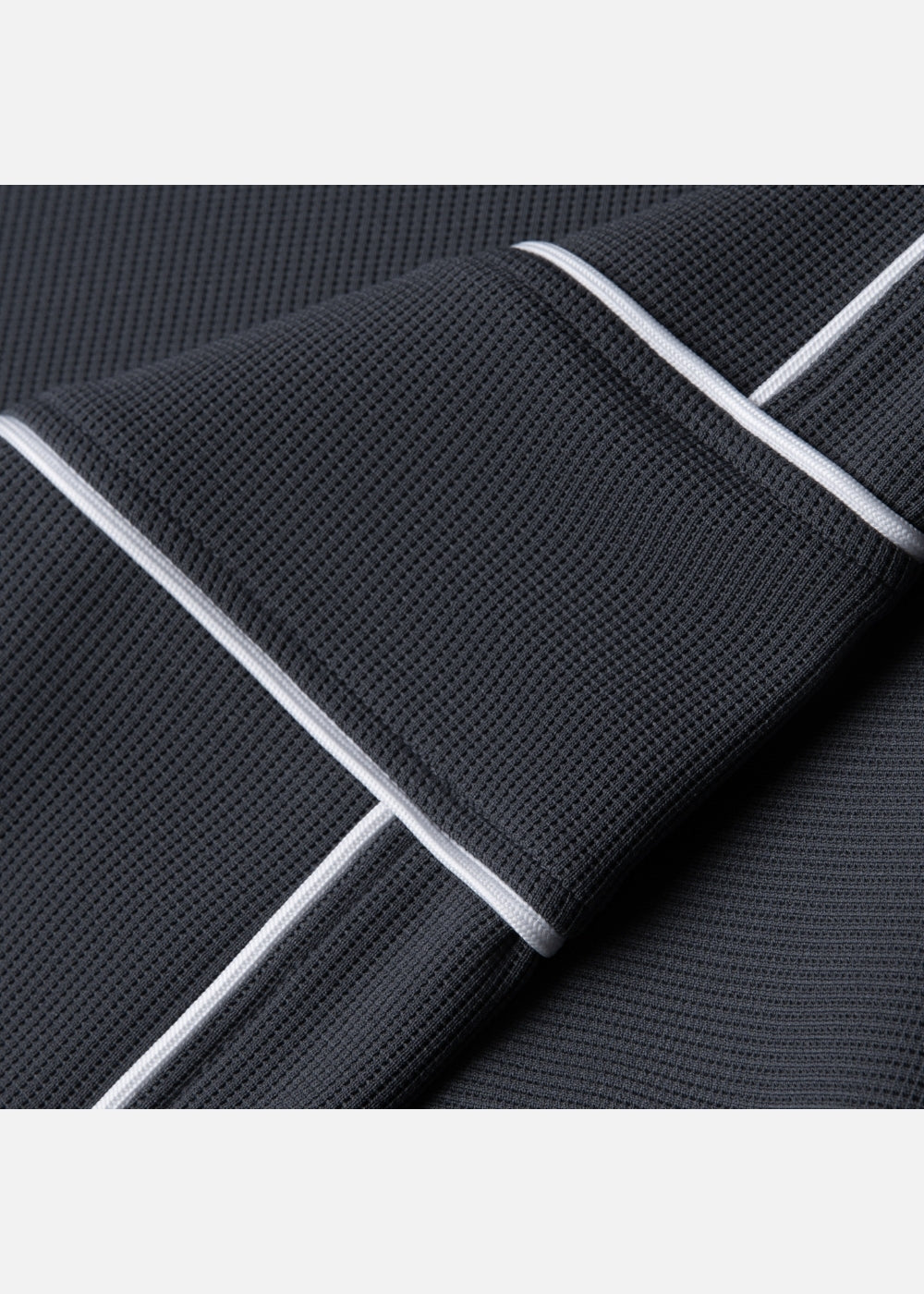 Áo Thun Tay Dài Cotna Thoáng Mát The Weekend 042 Xám Đậm