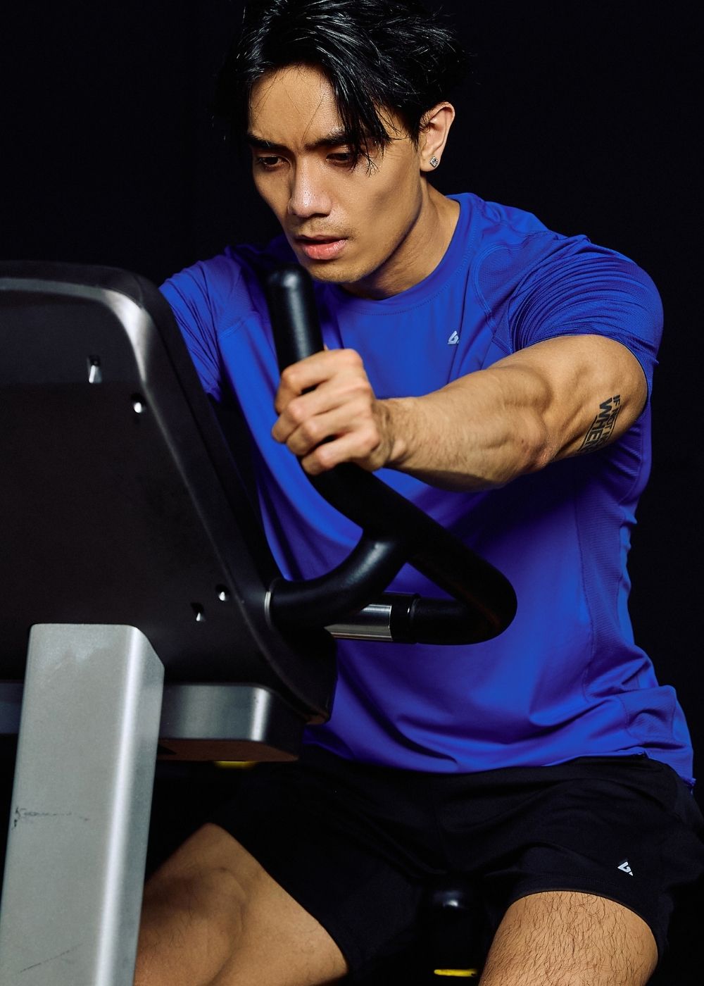 Áo Thun Cổ Tròn Tay Ngắn The Trainer 001 Xanh Bích
