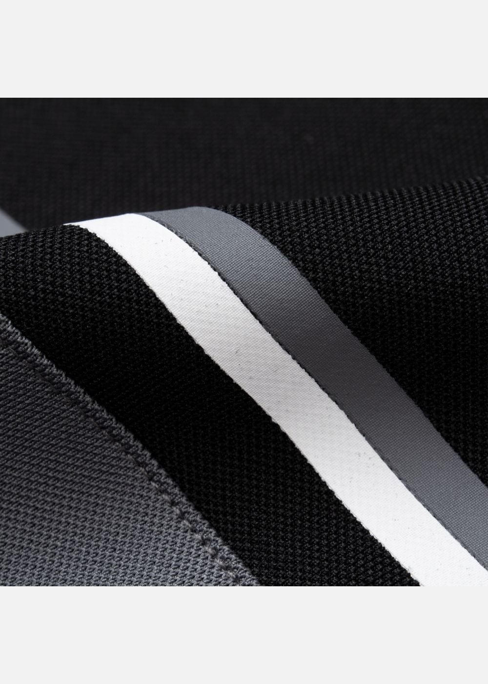 Áo Thun Cổ Polo Tay Ngắn Áo Polo Seventy Seven 19 Đen Xám