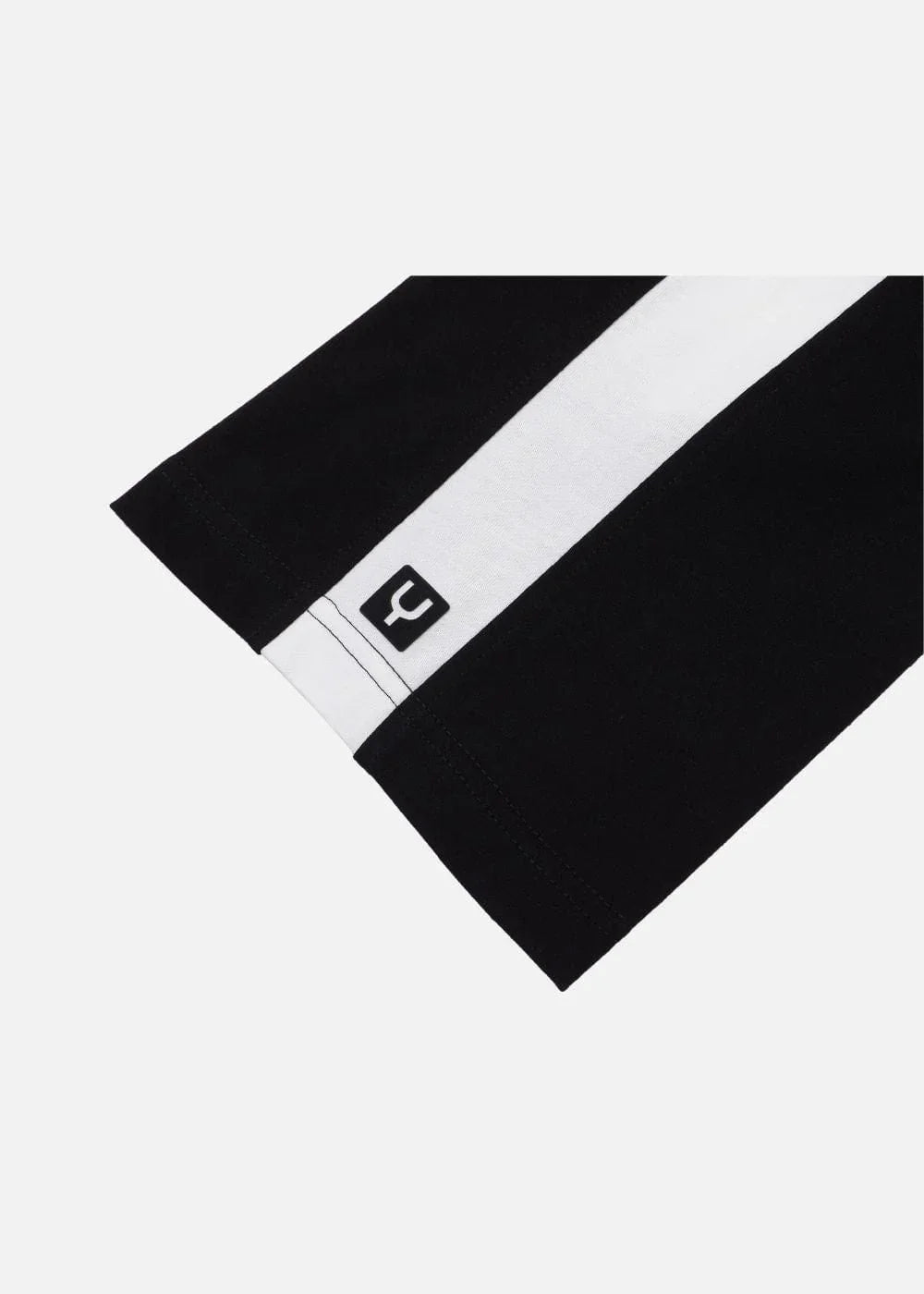 Áo Thun Tay Ngắn Boxy Mềm Mịn No Style M4 Trắng Đen - YaMe.vn