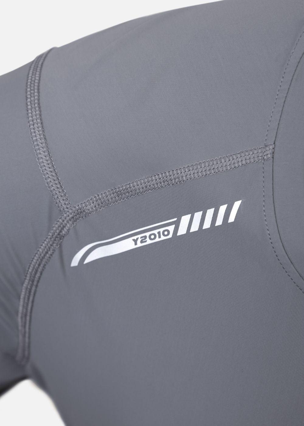 Áo Thun Tay Dài Thể Thao Ultra Stretch The Trainer 006 Xám - YaMe.vn