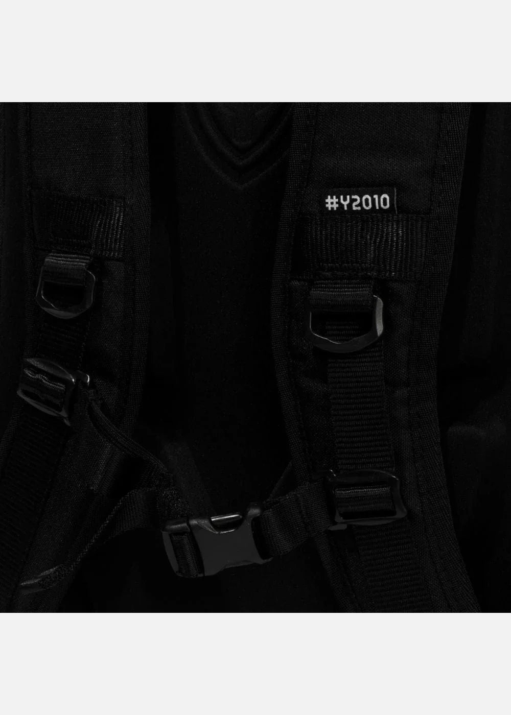 Balo Campus Đệm Lưng Chống Sốc Nhiều Ngăn Khởi Nguyên 1 Đen - YaMe.vn