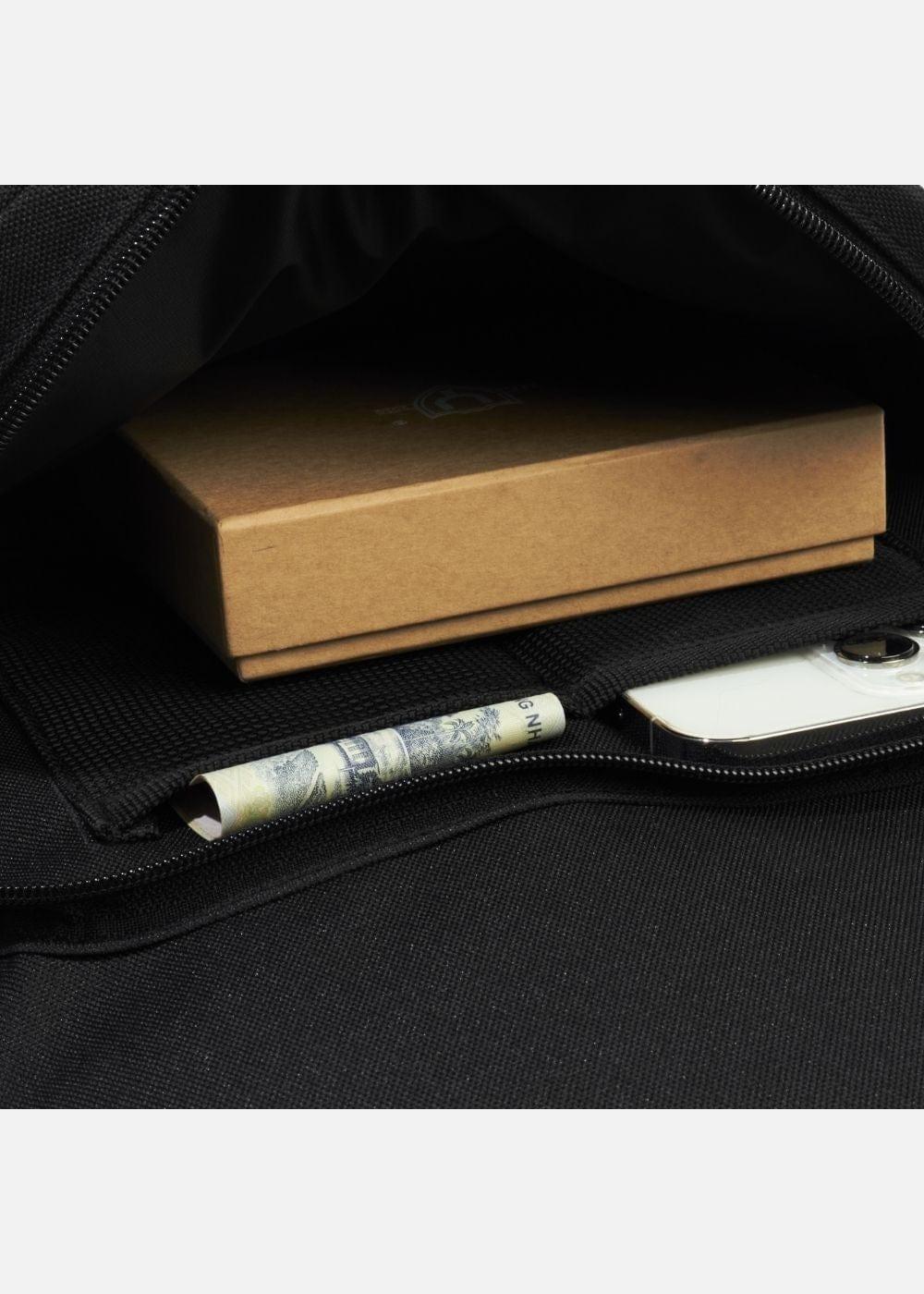 Balo Essential Chống Sốc Khởi Nguyên 10 Đen - YaMe.vn