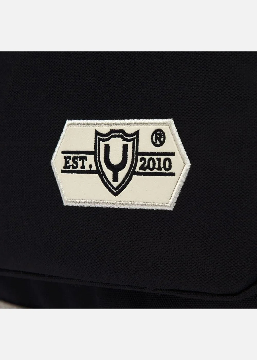 Balo Essential Chống Sốc Khởi Nguyên 15 Đen - YaMe.vn