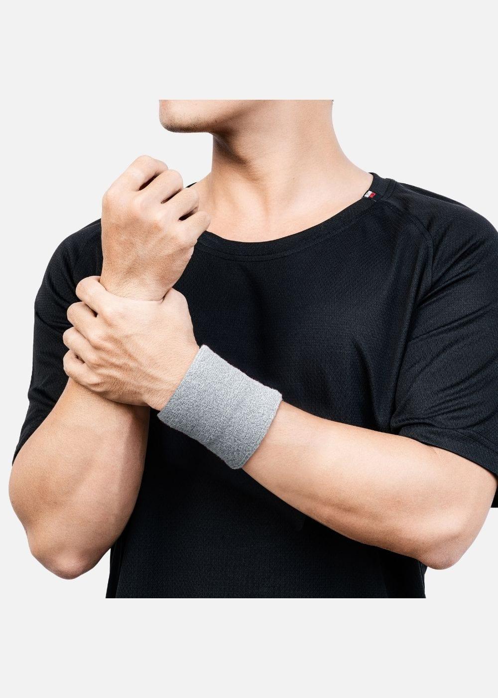 Băng Đeo Cổ Tay Thể Thao Nhẹ Siêu Khô Thoáng BG 93 Xám - YaMe.vn
