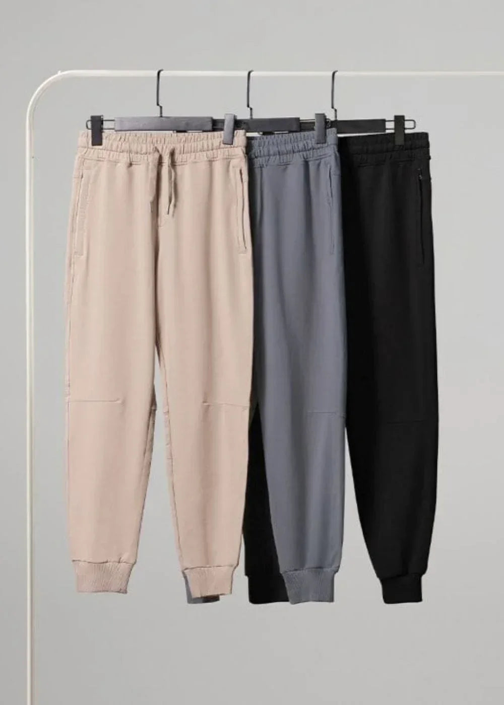 Quần Jogger Mềm Mịn Mát The Minimalist 003 Đen - YaMe.vn