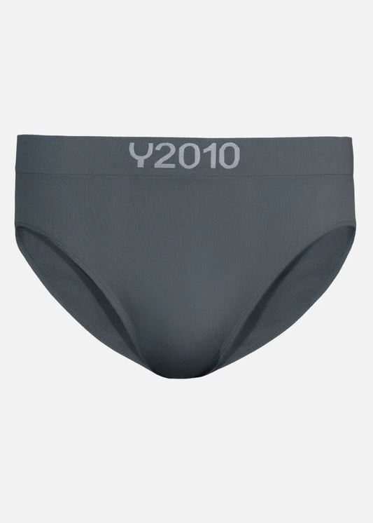 Quần lót nam Tam Giác Seamless Mềm Siêu Co Giãn #Y2010 M6 Xám Đậm - YaMe.vn