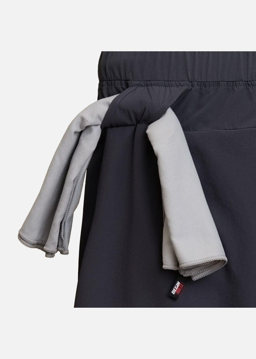 Quần Short Thể Thao Dù Nhẹ The Beginner 17 Xám Đậm - YaMe.vn