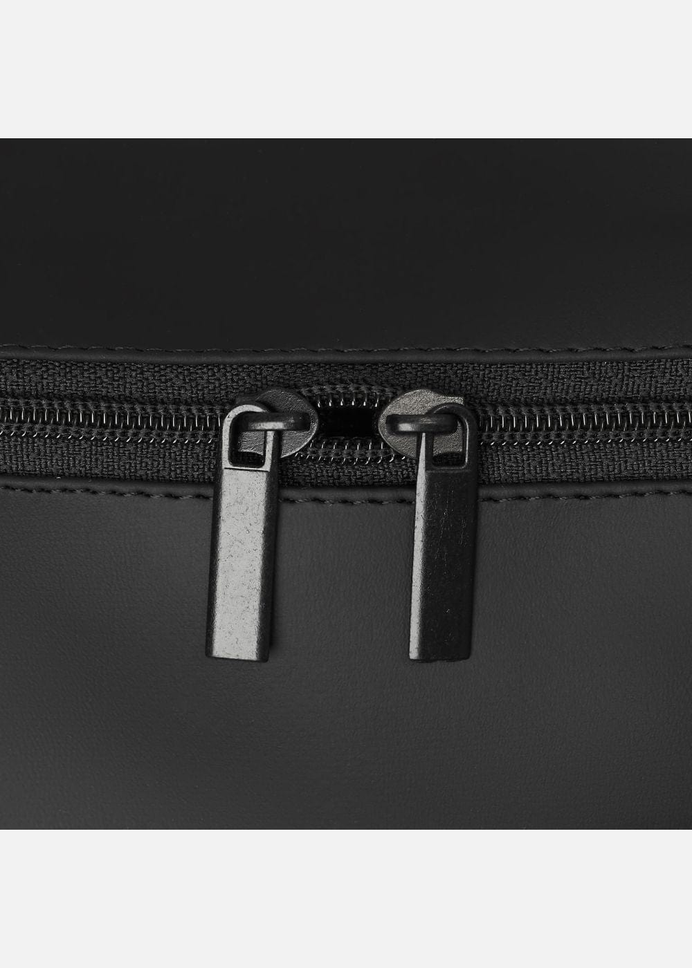 Túi Đeo Túi Đeo 35x20 Non Branded 34 Đen