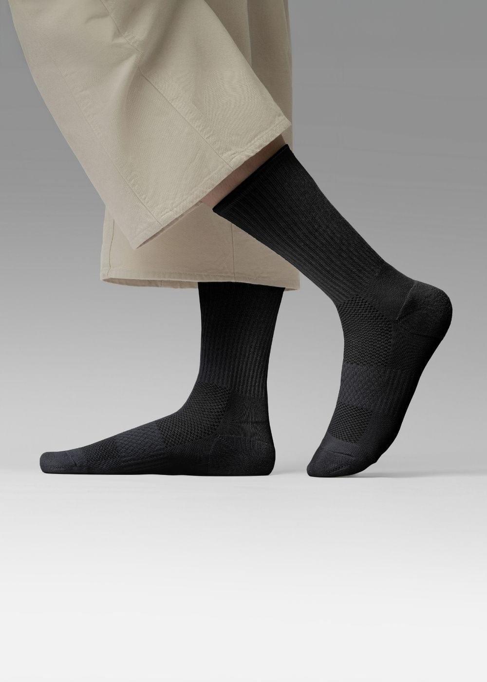 Vớ Cổ Trung Công Thái Học 90° Dệt Lưới Thoáng Khí C001 Đen - YaMe.vn