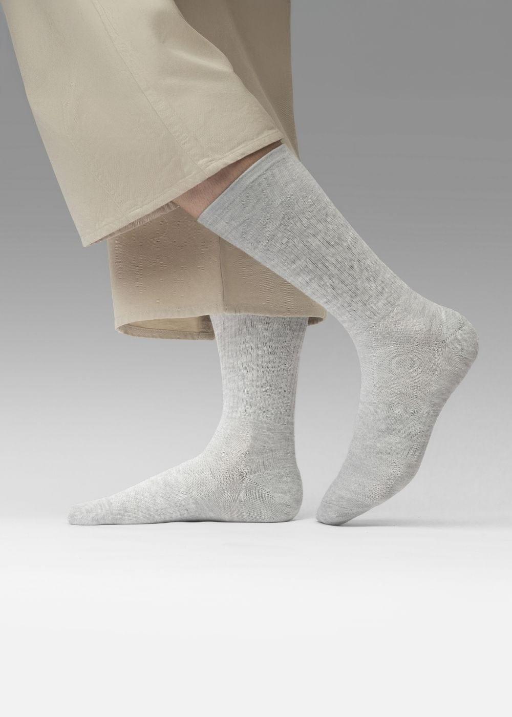 Vớ Cổ Trung Công Thái Học 90° Dệt Lưới Thoáng Khí C001 Xám Nhạt - YaMe.vn