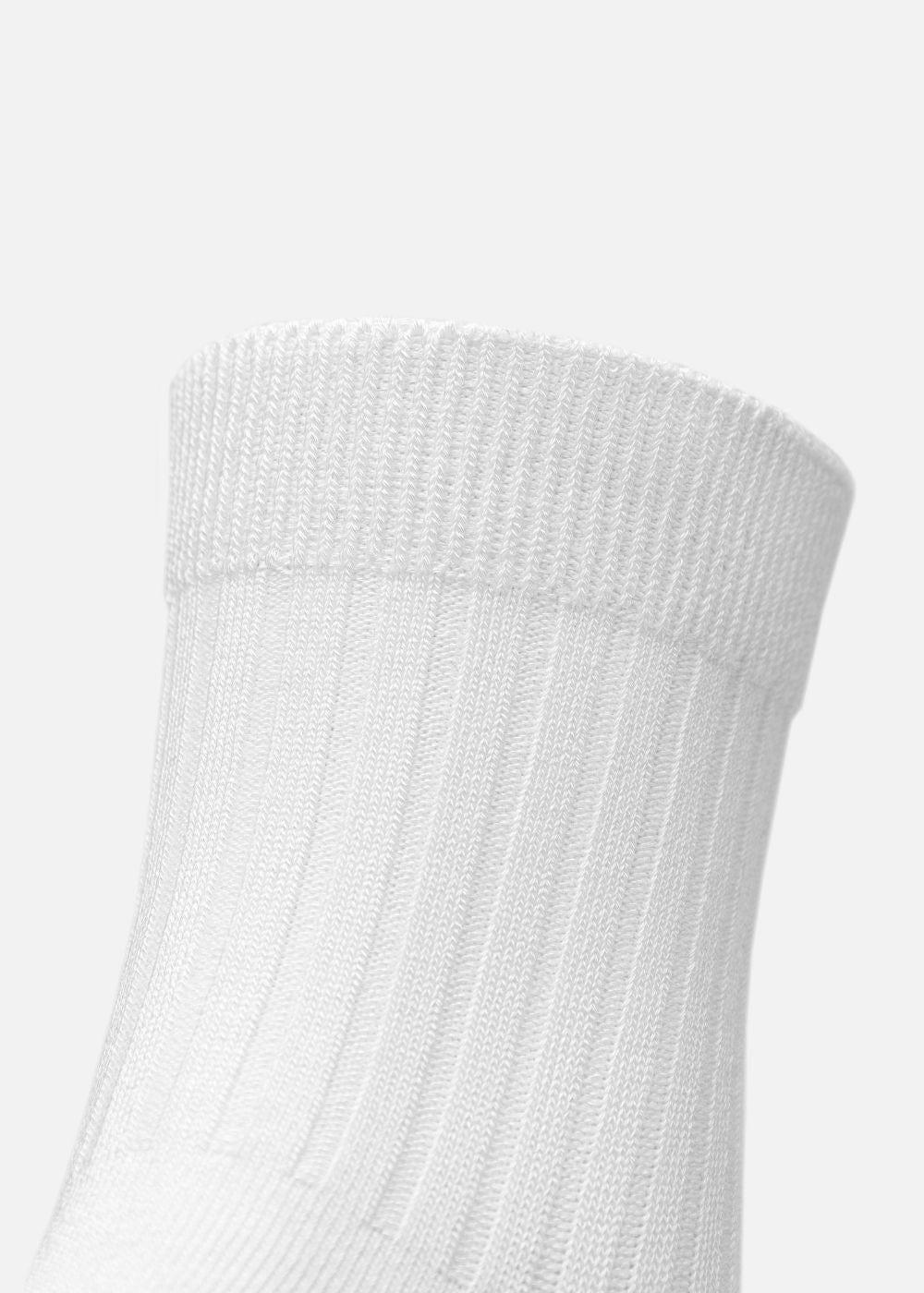 Vớ Cổ Trung Công Thái Học 90° Kháng Khuẩn Khử Mùi C002 Trắng - YaMe.vn