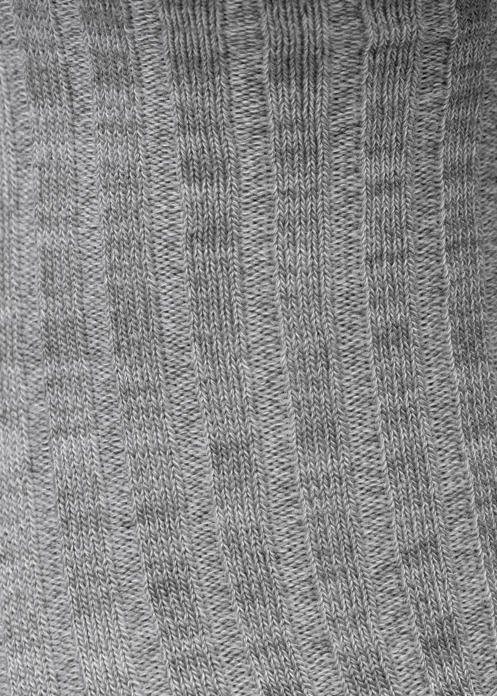 Vớ Cổ Trung Công Thái Học 90° Kháng Khuẩn Khử Mùi C002 Xám Nhạt - YaMe.vn