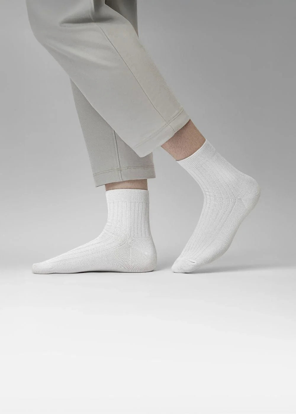 Vớ Cổ Trung Công Thái Học 90° Kháng Khuẩn Khử Mùi #Y2010 C003 Trắng - YaMe.vn