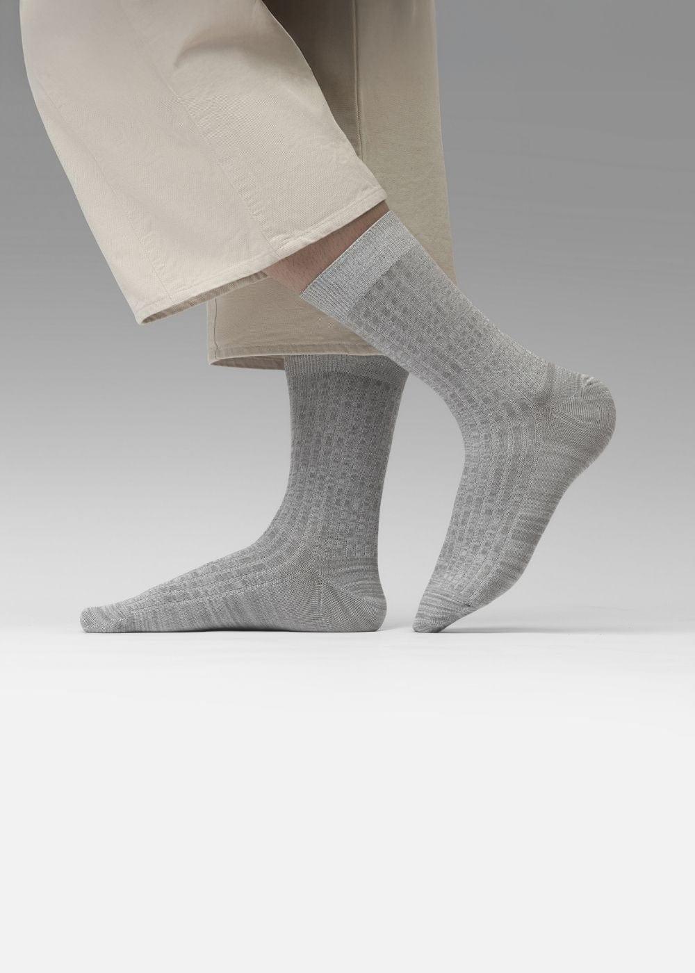 Vớ Cổ Trung Công Thái Học 90° Kháng Khuẩn Khử Mùi #Y2010 C003 Xám - YaMe.vn