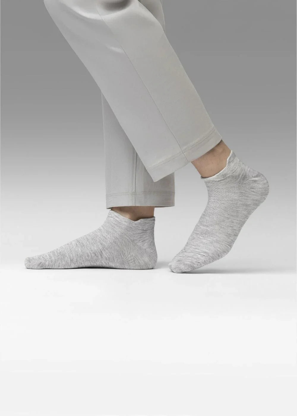 Vớ Cổ Ngắn Công Thái Học 90° Dệt Lưới Thoáng Khí #Y2010 TAB001 Xám Nhạt - YaMe.vn
