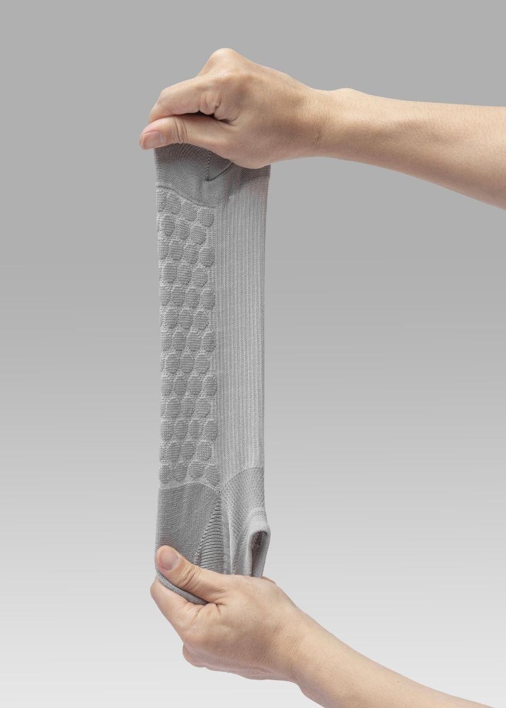 Vớ Cổ Ngắn Công Thái Học 90° Đệm Xù Giảm Chấn Kháng Khuẩn TAB004 Xám - YaMe.vn