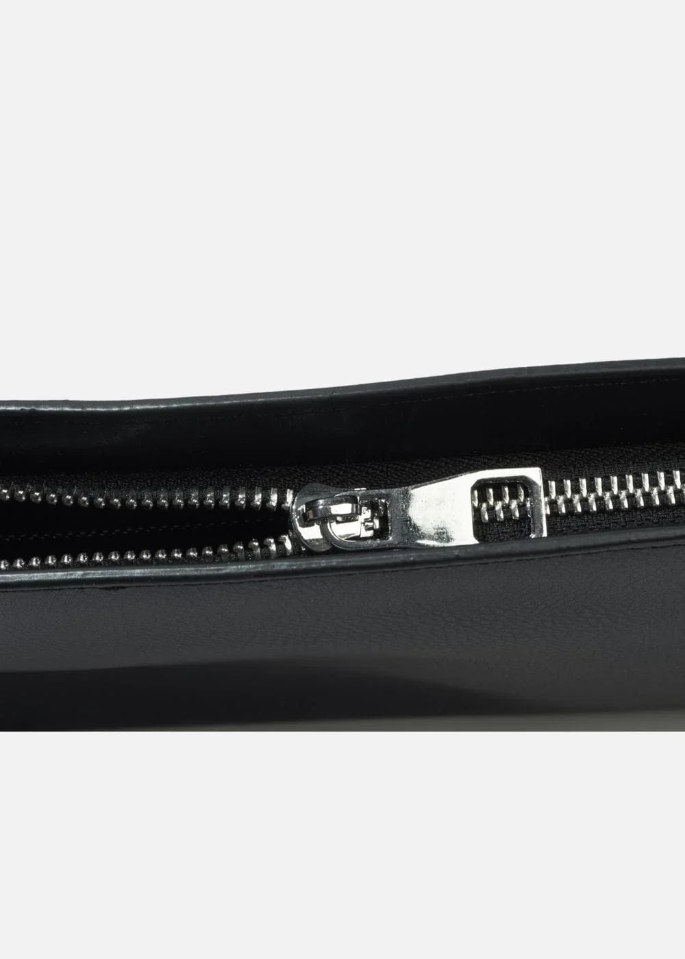 Ví Cầm Tay Da Simili Dây Đeo #Y2010 M1 Đen - YaMe.vn