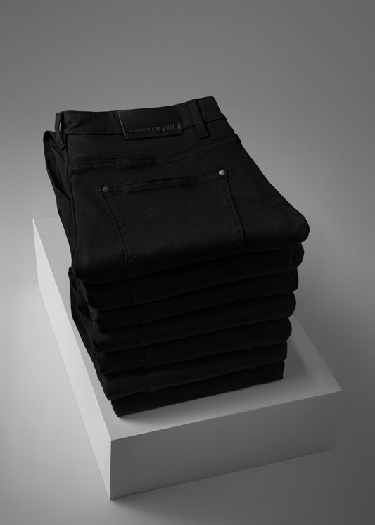 Giữ jean đen bền màu: hiểu đúng Tek Black để bớt “bay màu”?