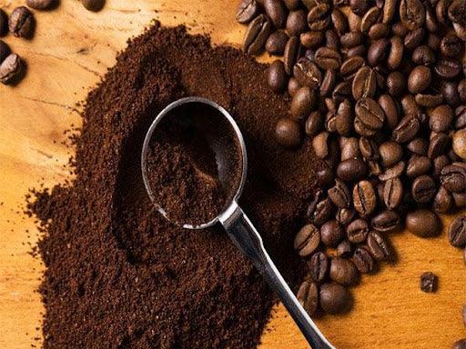 Khử mùi hôi quần áo vào mùa mưa không cần giặt lại.