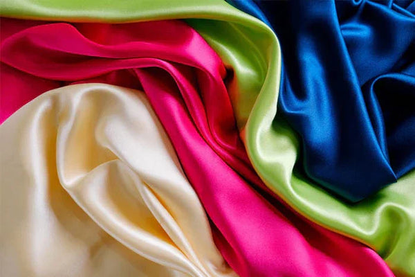 Lụa Satin là gì? Khác gì với các loại lụa khác?