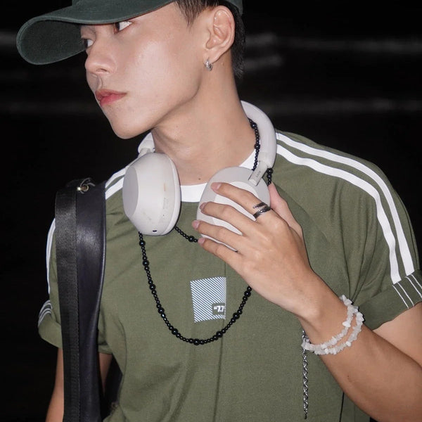 Sự khác biệt giữa Dad Hat và Baseball Cap: Bạn thuộc team mềm mại hay form cứng cáp?