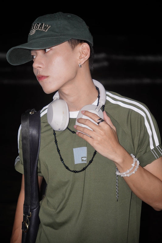 Sự khác biệt giữa Dad Hat và Baseball Cap: Bạn thuộc team mềm mại hay form cứng cáp?