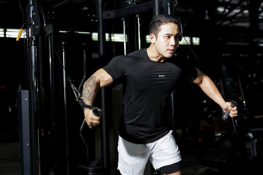 Trang phục đi tập Gym: Chọn đồ thế nào cho thoải mái và thấm hút tốt?