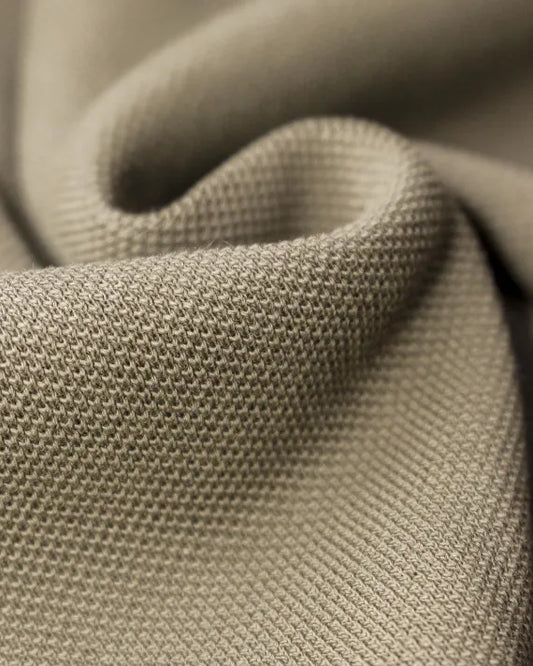 Vải cá sấu (Pique/Lacoste) – Mắt vải to, chuyên trị Polo.