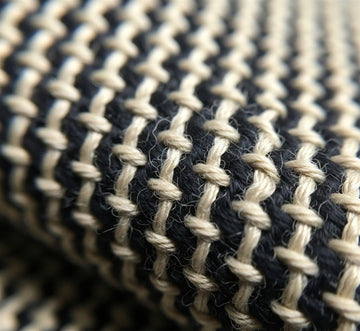 Vải Dobby - Dệt hoa văn nhỏ chìm tinh tế.