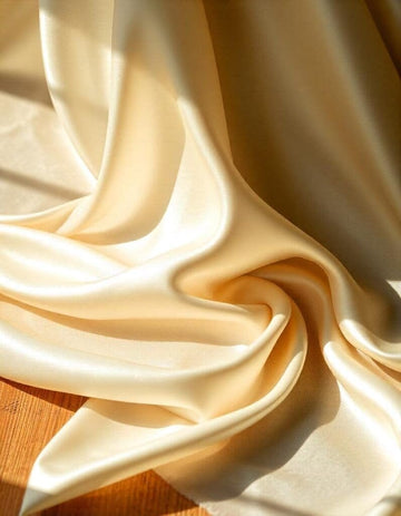 Vải từ sữa (Milk fiber) - Mềm mại và dưỡng da.