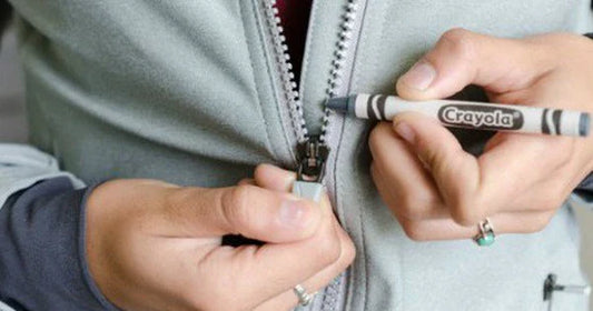 Xử lý dây khóa kéo (phéc-mơ-tuya) bị kẹt, bị tuột.