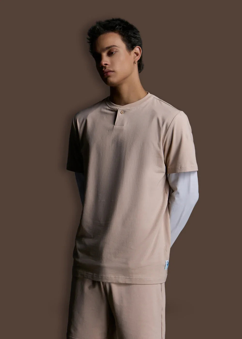 Áo Thun Tay Ngắn Mềm Mịn Mát The Minimalist 007 Nâu - YaMe.vn