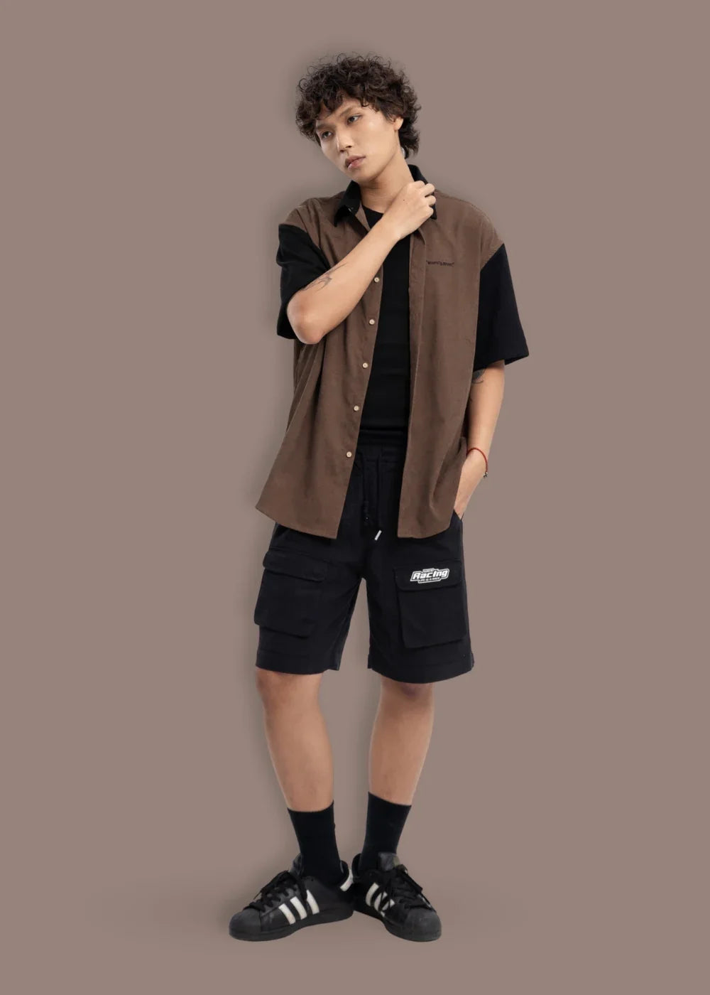 Áo Sơ Mi Tay Ngắn Vải Nhung Corduroy Retro Ít Nhăn Seventy Seven 22 Nâu Đen - YaMe.vn