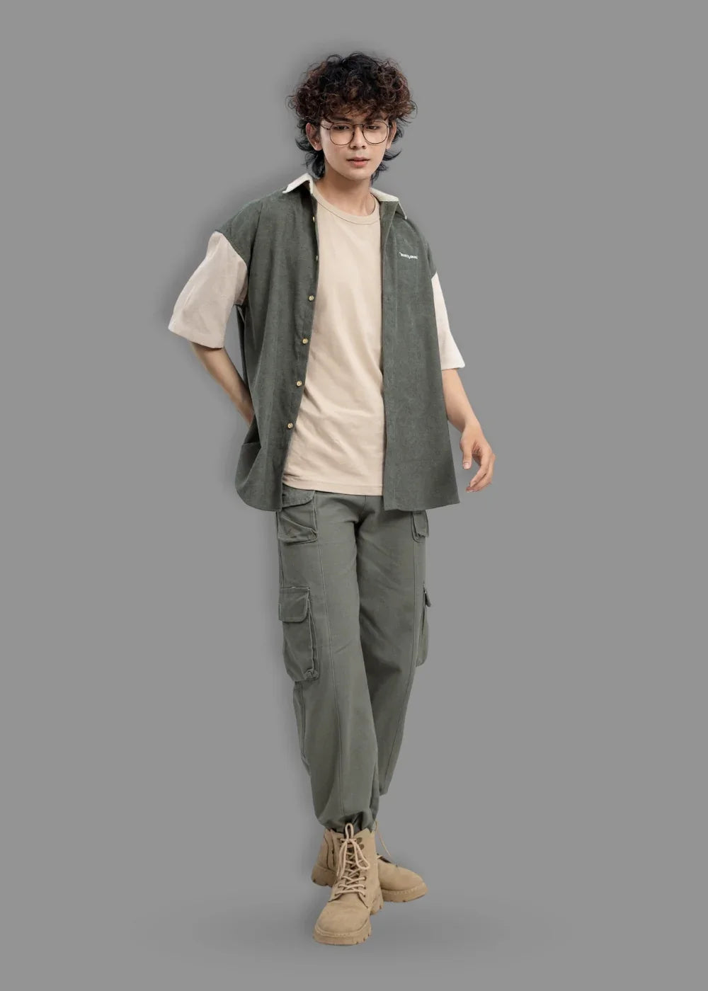 Áo Sơ Mi Tay Ngắn Vải Nhung Corduroy Retro Ít Nhăn Seventy Seven 22 Xanh Lá Đậm - YaMe.vn