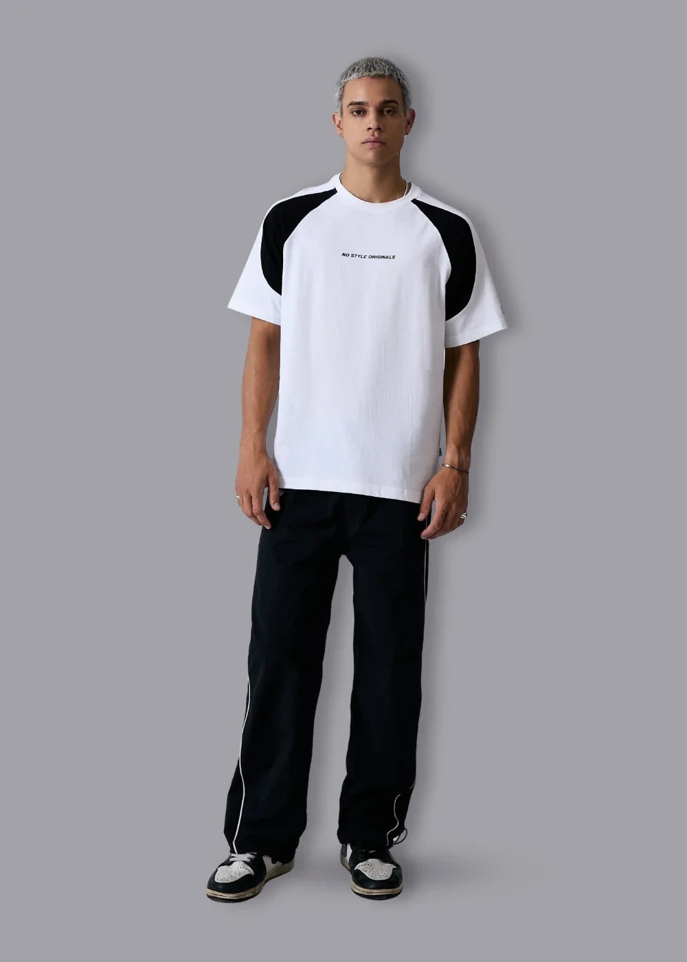 Áo Thun Raglan Cotton Phối Màu No Style M5 Trắng Đen - YaMe.vn