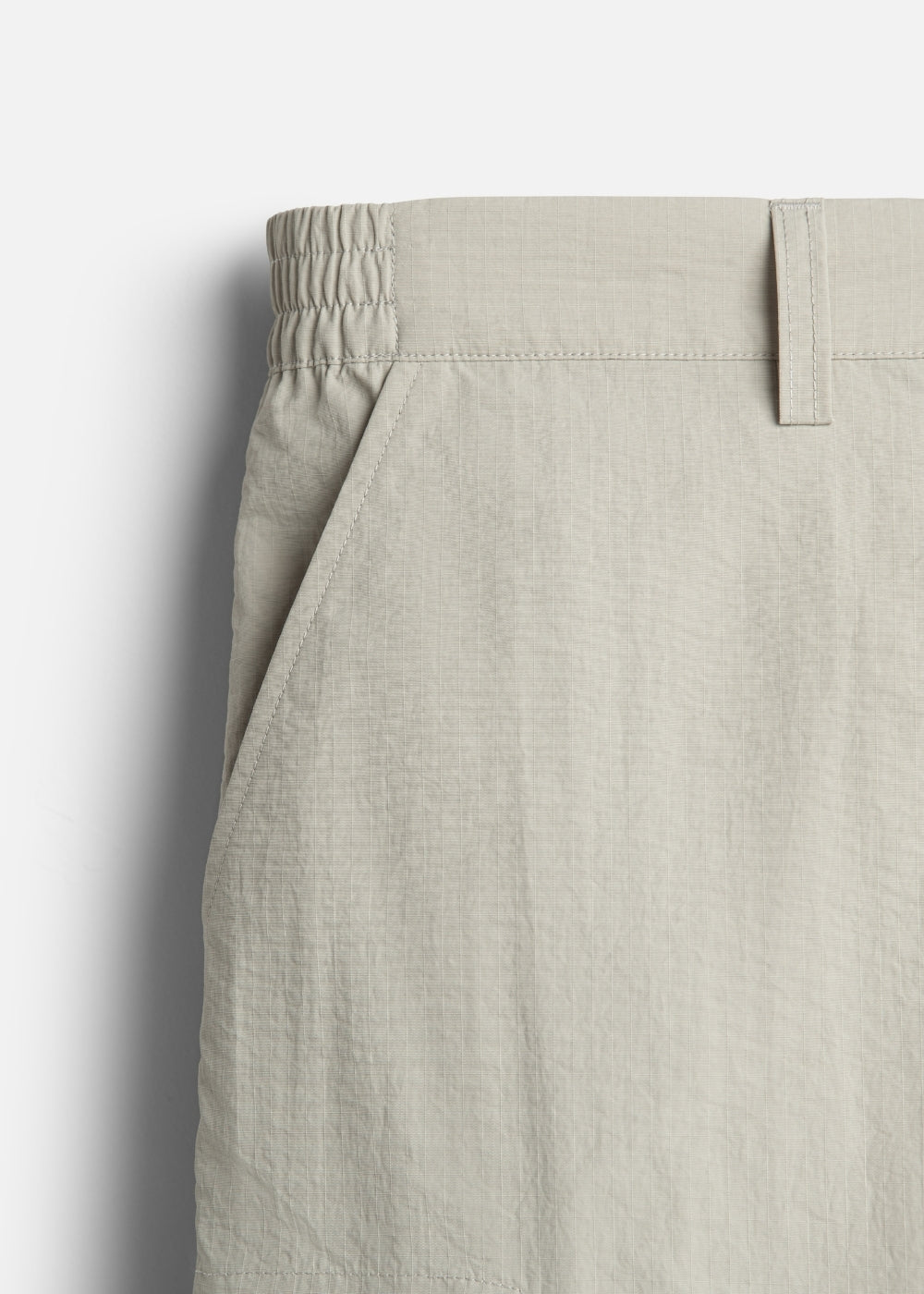 Quần Short Dù Siêu Nhẹ Trượt Nước The Weekend 045 Be