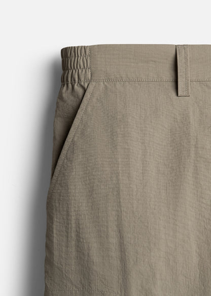 Quần Short Dù Siêu Nhẹ Trượt Nước The Weekend 045 Nâu