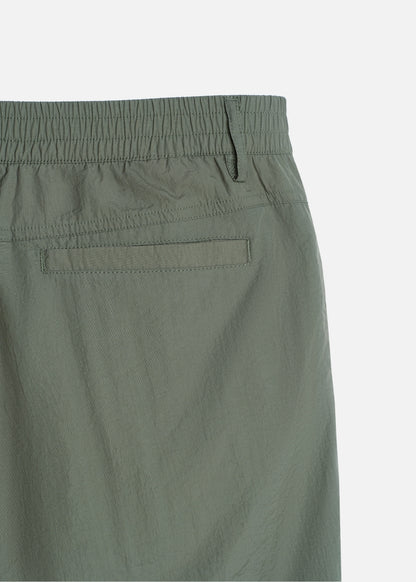 Quần Short Dù Siêu Nhẹ Trượt Nước The Weekend 039 Xanh Rêu