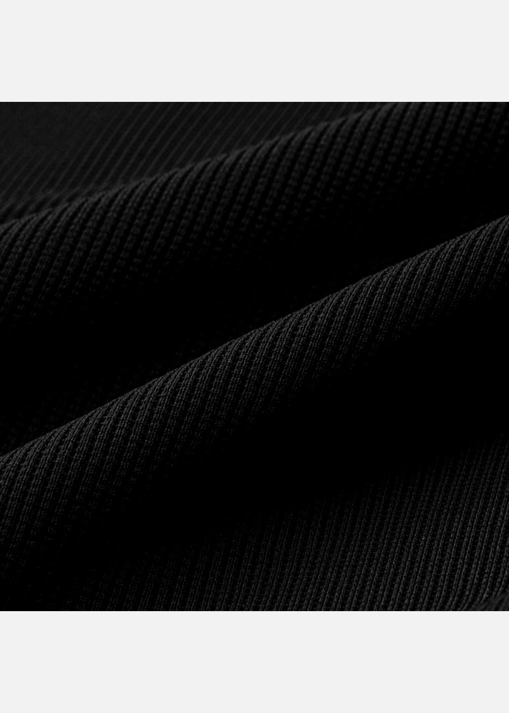 Áo Thun Tay Dài Cotna Thoáng Mát The Weekend 042 Đen