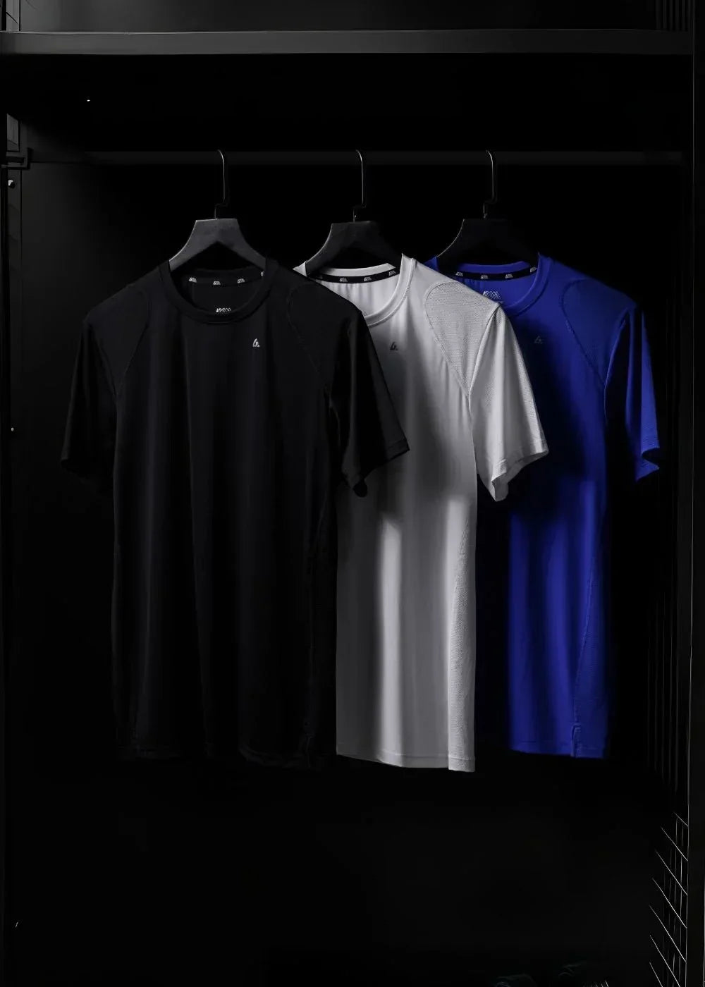 Áo Thun Thể Thao Ultra Stretch The Trainer 001 Trắng - YaMe.vn