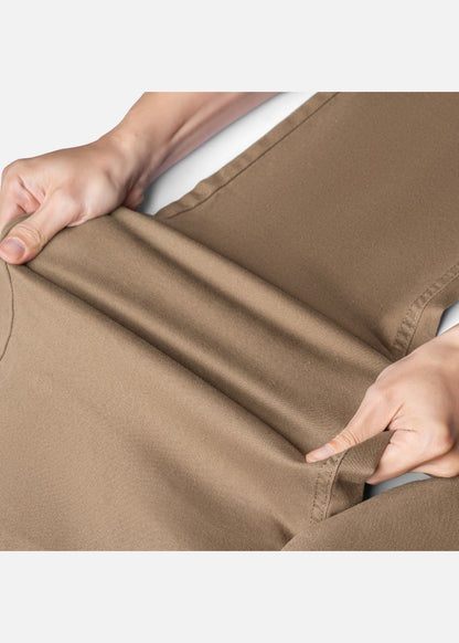 Quần Jeans Regular Fit Mềm Co Giãn Multi Color Jean 001 Nâu Nhạt