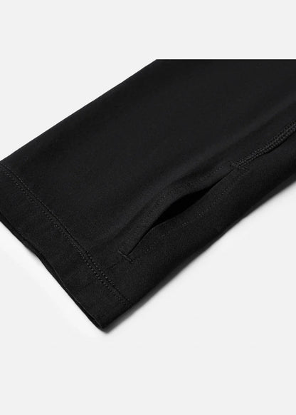 Áo Thun Tay Dài CloudTouch™ Siêu Mềm Mịn Tay Xỏ Ngón The Homebody 001 Đen