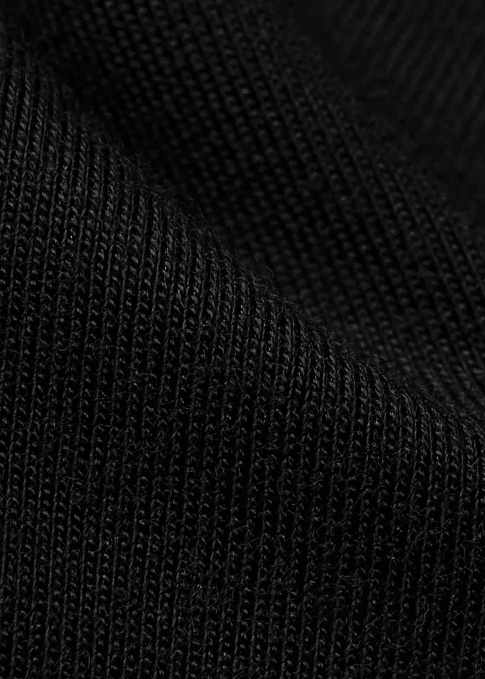 Áo Thun Tay Dài CloudTouch™ Siêu Mềm Mịn Tay Xỏ Ngón The Homebody 001 Đen